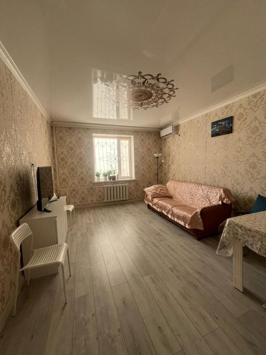 Продам 2х комнатную квартиру в 6 микрорайоне Болашак.