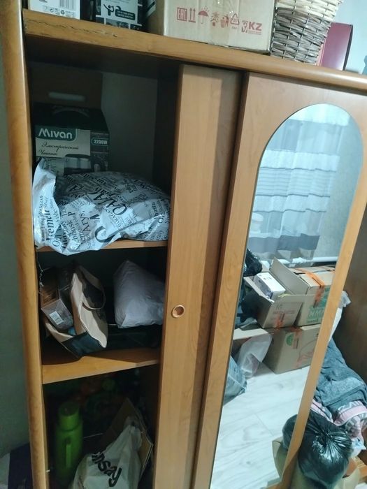 Продам шкаф б/у.