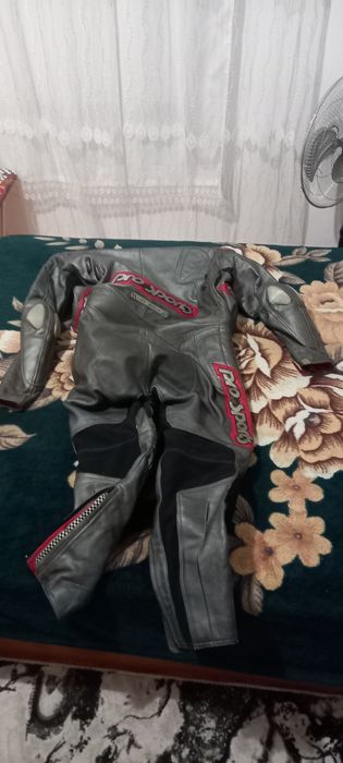 Пистов екип цял 54 номер