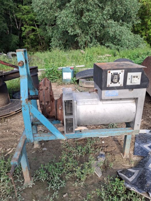 Vand generator  de curent  pentru tractor