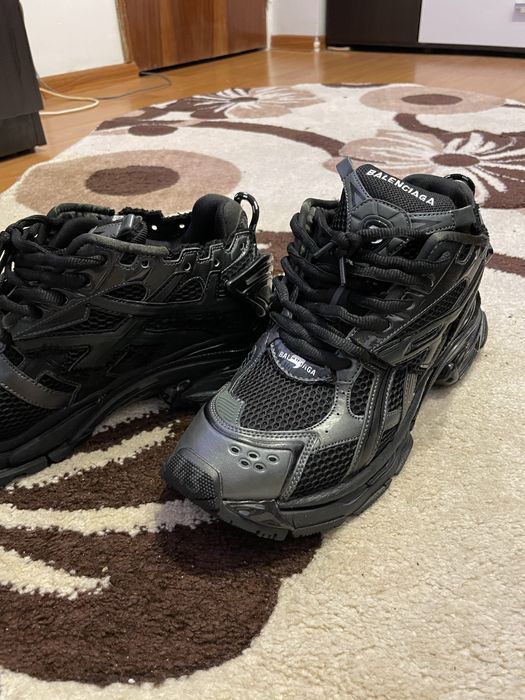 Balenciaga runner