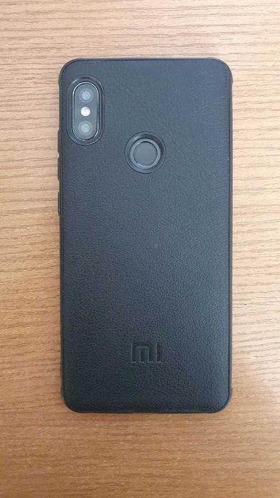 Продам Xiaomi Redmi Note 5 4/64 ГБ