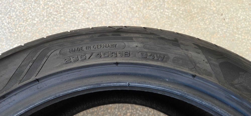 Продавам гуми GOOD YEAR EAGLE F1 dot 3223. Размер 235/45/18