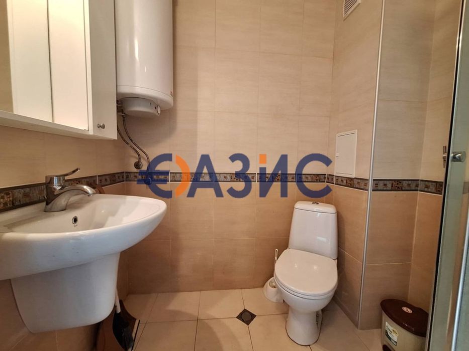 Апартамент с 1 спалня в жилищна сграда, Черно море 3, Несебър, 53 кв. м, 89500 евро #34242186