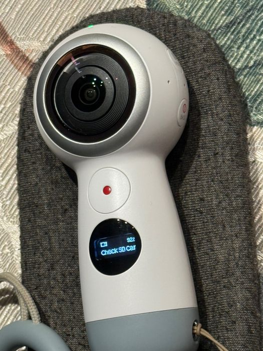 Samsung Gear 360 (2017) като нова