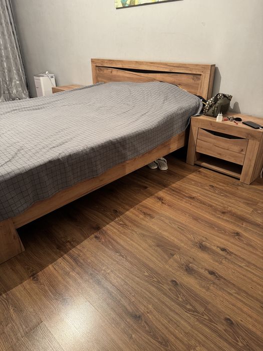 Спальный гарнитур ,