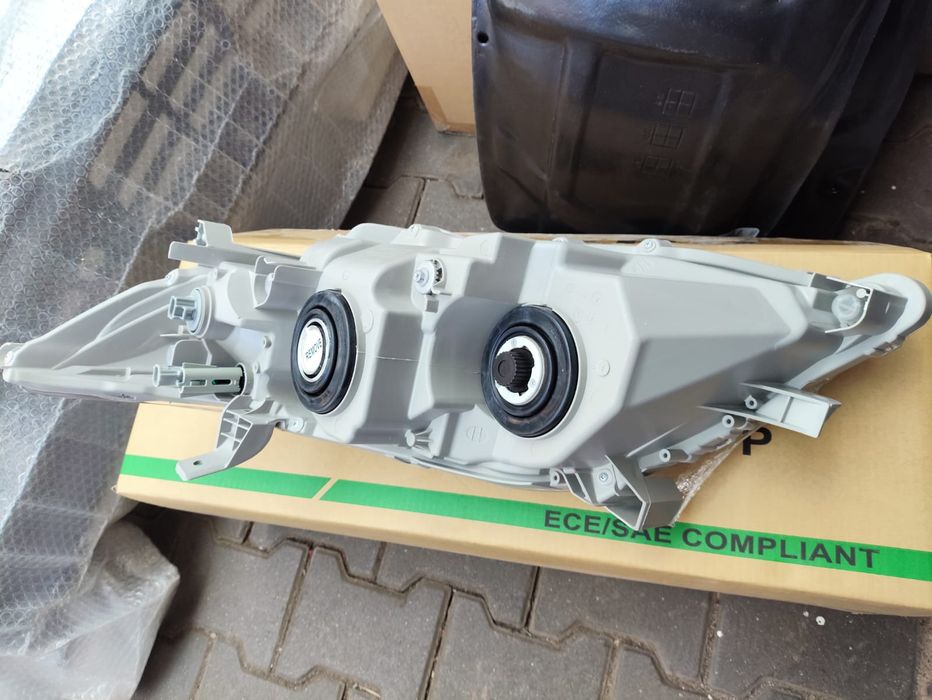 Камри 45  фара депо тайвань