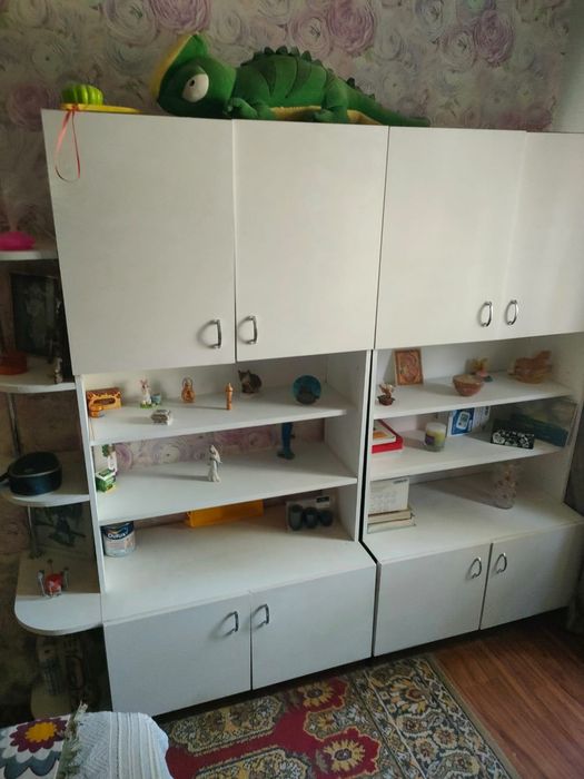 Мебель диван стенка