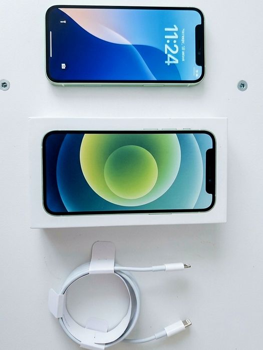 Продам iPhone 12 Mini (64 ГБ)