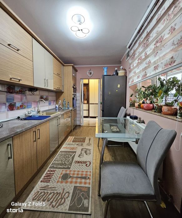 Apartament 4 camere la casă, Oradea (lângă Podul Centenarului)