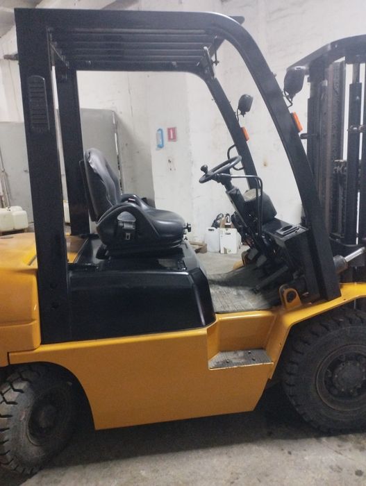 Продам вилочный погрузчик