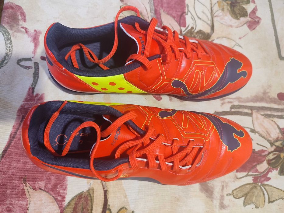 Обувки за футбол Puma