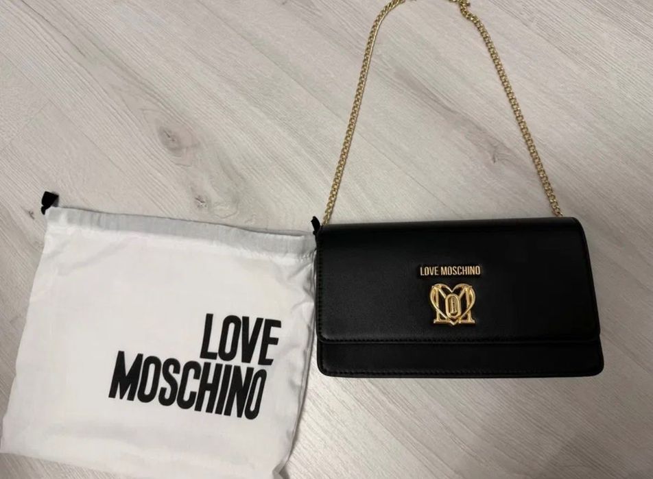 Чанта love moschino