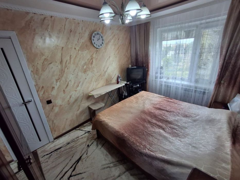 Продам трехкомнатную квартиру