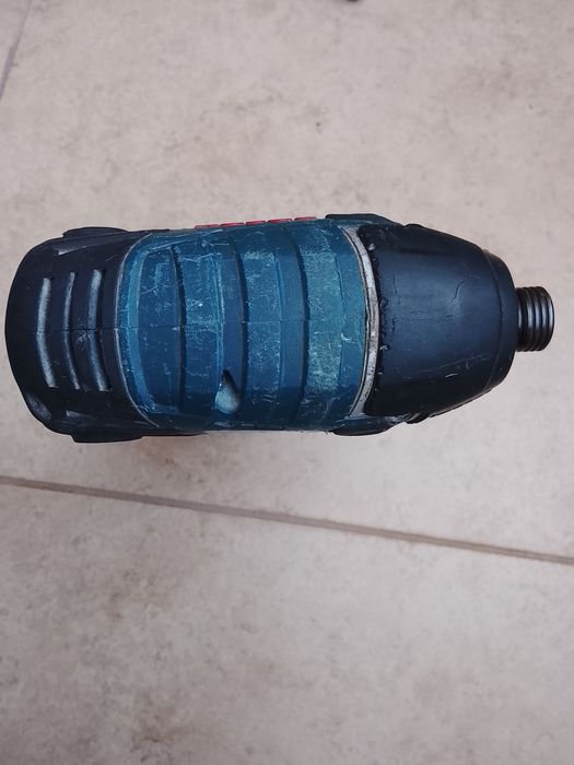 Импакт Bosch 18v
