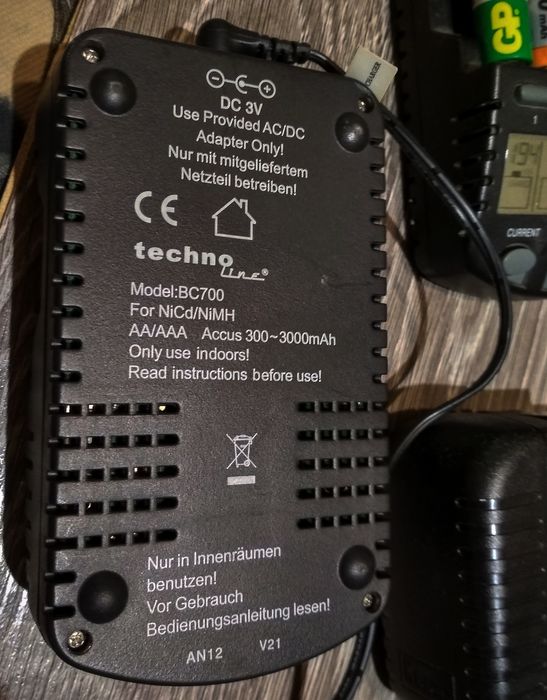 Зарядное устройство technoline bc-700