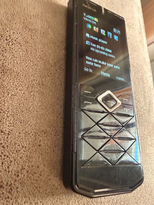 Nokia 7900 Prism ретро колекционерски модел