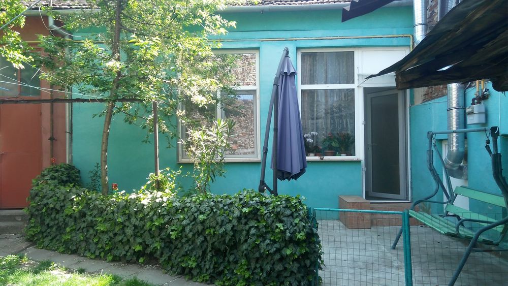 Vand apartament 1 camera bucatarie open space