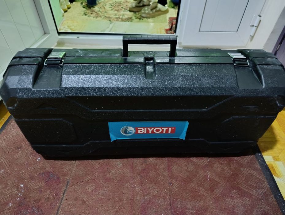 Shkurka aparat Lazerni urvin