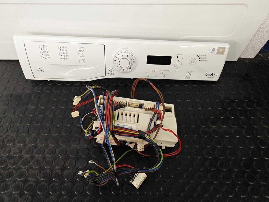 Placa electronica masina de spalat Hotpoint Ariston WMSF622 slim / R3