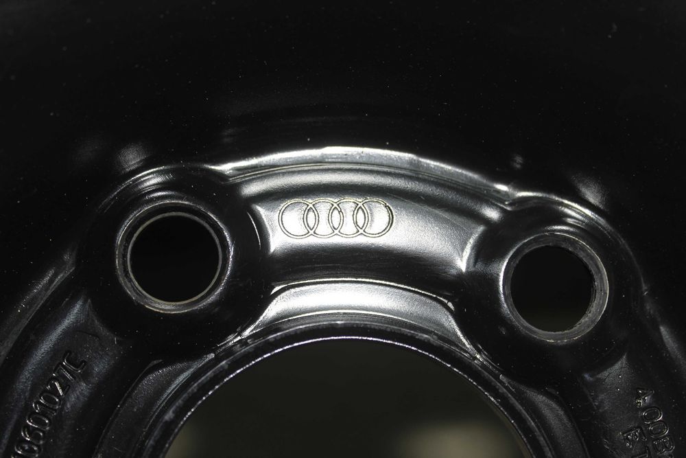Резервна гума (патерица) 19" Audi A4 (2016-2025)