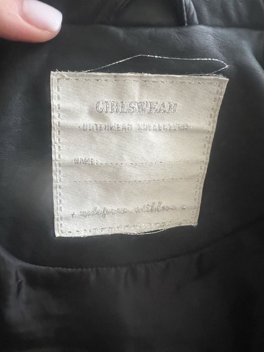 Кожаная куртка 5-6 лет