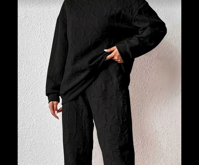 Дамски спортен комплект