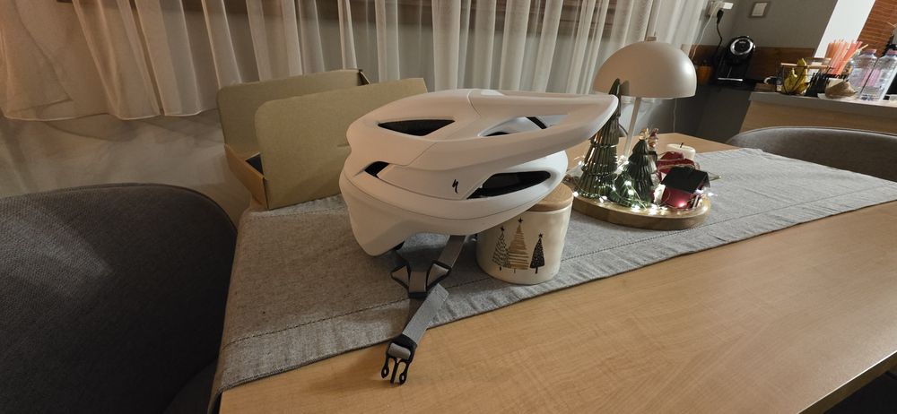 каска specialized camber