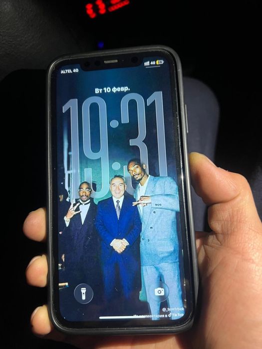 Iphone 11 64gb акум 74%