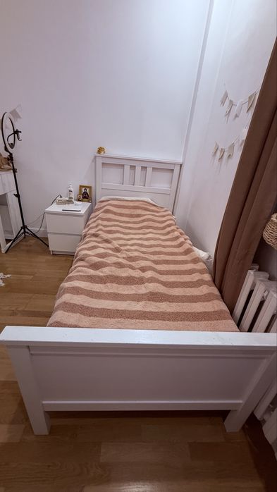 Кровать IKEA 90*200