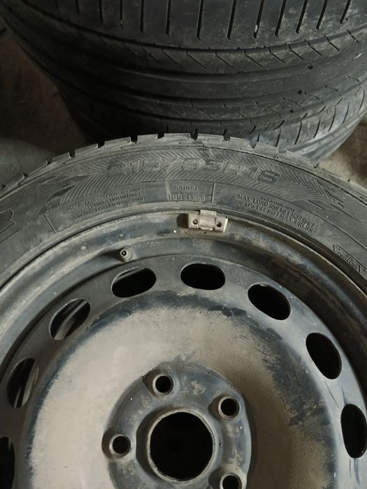 запаска на Мерседес 215/55R16
