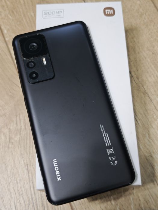 Продам xiaomi 12t pro 12/256