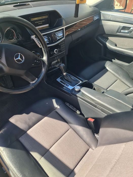 Mercedes-Benz E