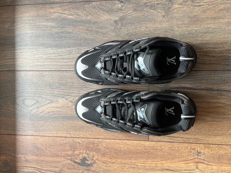 Louis Vuitton Runner Tatic Sneaker
