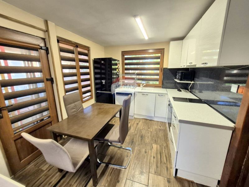 Продава се Къща в с. Езерово, Област Варна - 41 кв.м за 3657 €/кв.м - Снимка #9