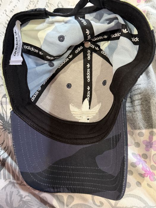 Шапка на adidas