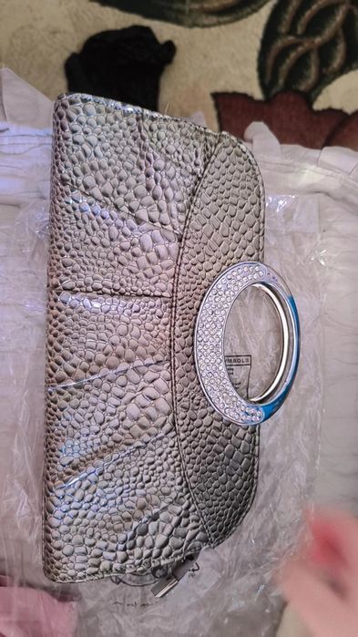 Продаётся кошелёк новый