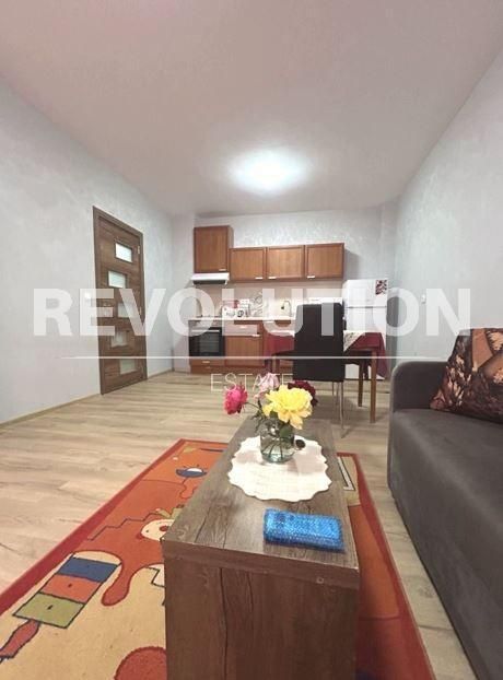 Дава се под наем Двустаен апартамент в Варна, Виница - 60 кв.м за 448.8 € - Снимка #1