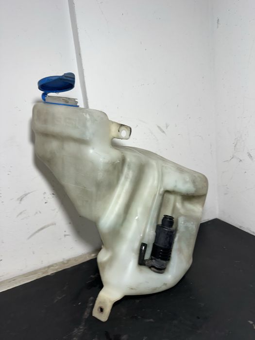 vas lichid parbriz Audi A4 B5 1995-2001 | 8D0955453B