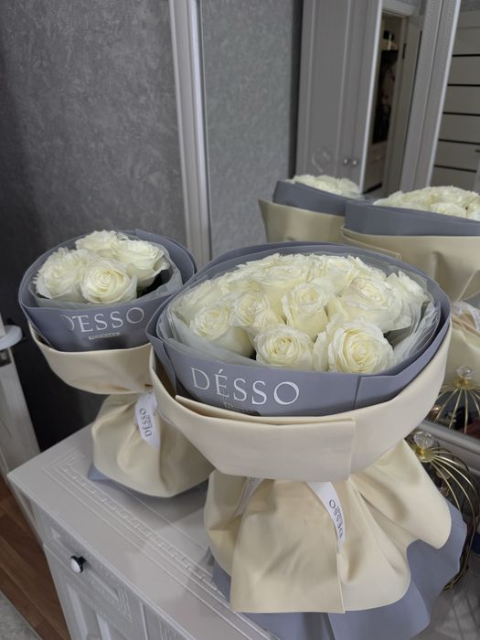 Букет из белых роз