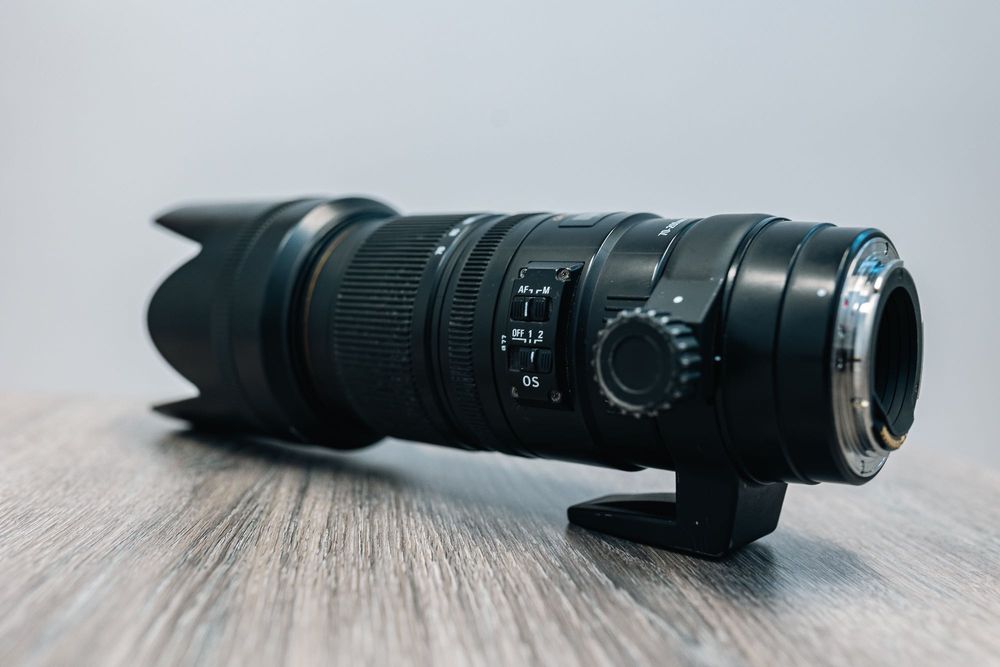 Vând Sigma 70–200mm f/2.8 APO DG HSM –Montura Canon