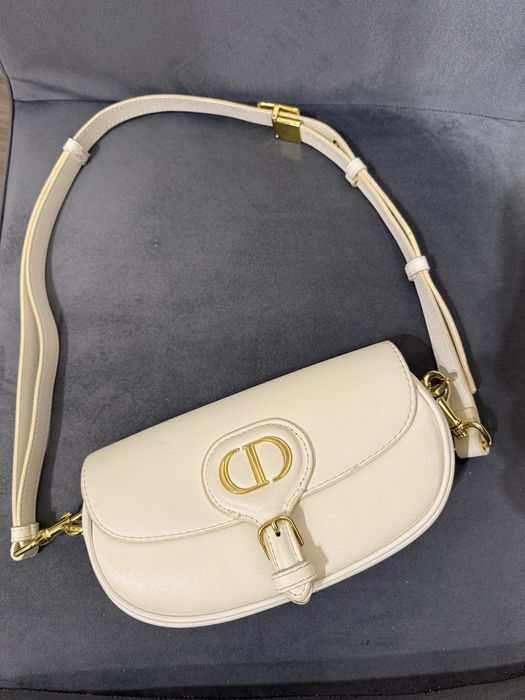 бяла чанта Dior малка със средна дръжка