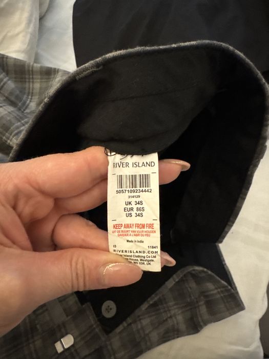 Pantaloni barbati River Island 34/30