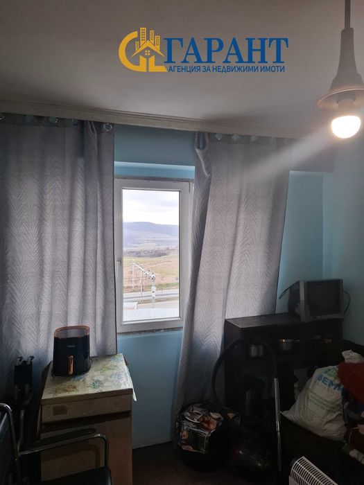 Продава се Тристаен апартамент в Радомир - 88 кв.м за 1043 €/кв.м - Снимка #3