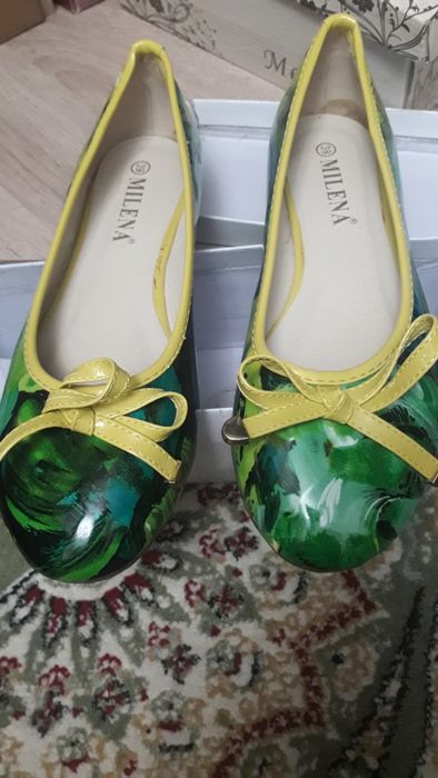 Женские туфли, балетки