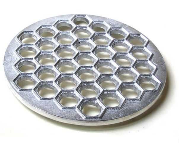 Печеницы,пельменницы и др.утварь