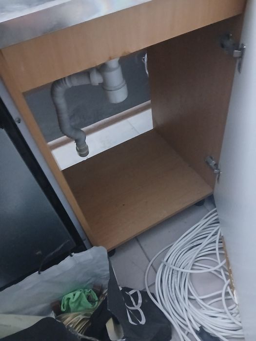 Мойка кухонный стол