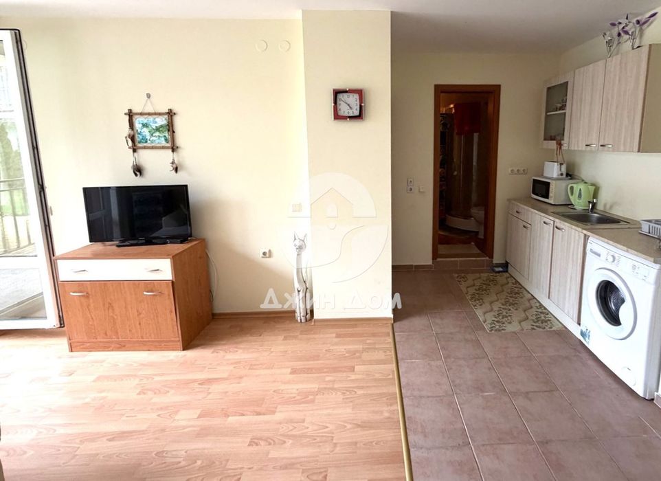 Продава се Двустаен апартамент в к.к. Слънчев бряг - 56 кв.м за 620 €/кв.м - Снимка #3