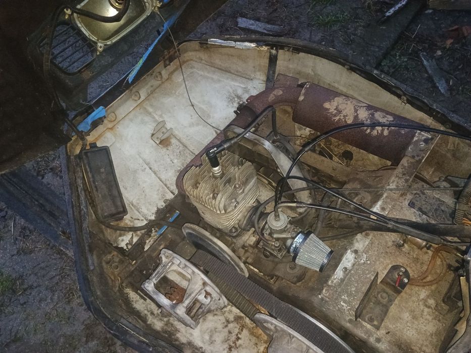 Snowmobil/ Polaris StarTrak 250