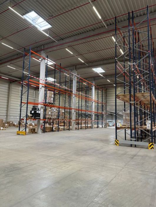 Rafturi metalice profesionale reglabile
